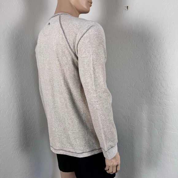 Tommy Bahama Stone Crest Long-Sleeve Crew Shirt Size M $110 in Oatmeal Heather - Picture 3 of 11